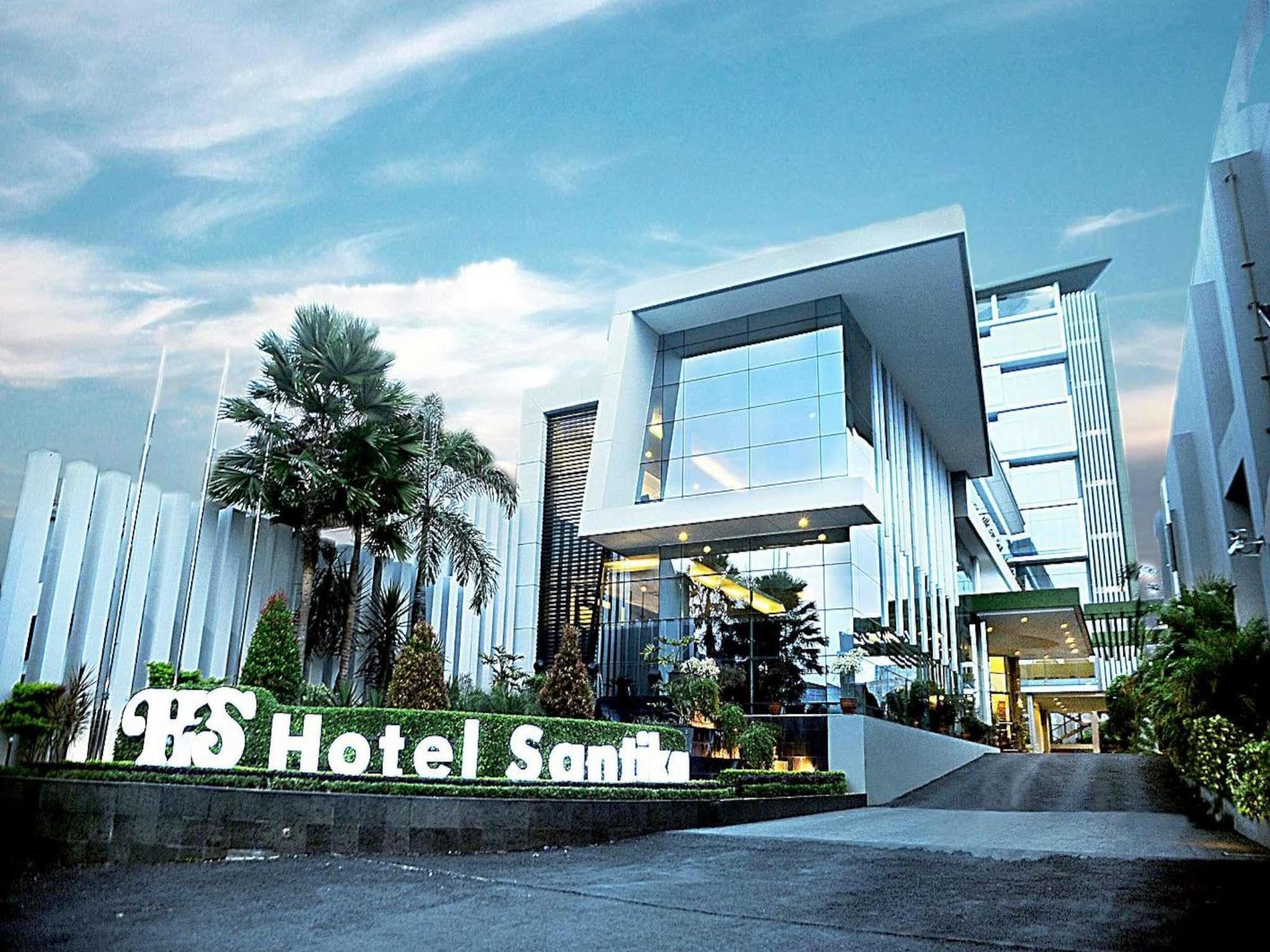 Hotel Santika Tasikmalaya Exteriér fotografie